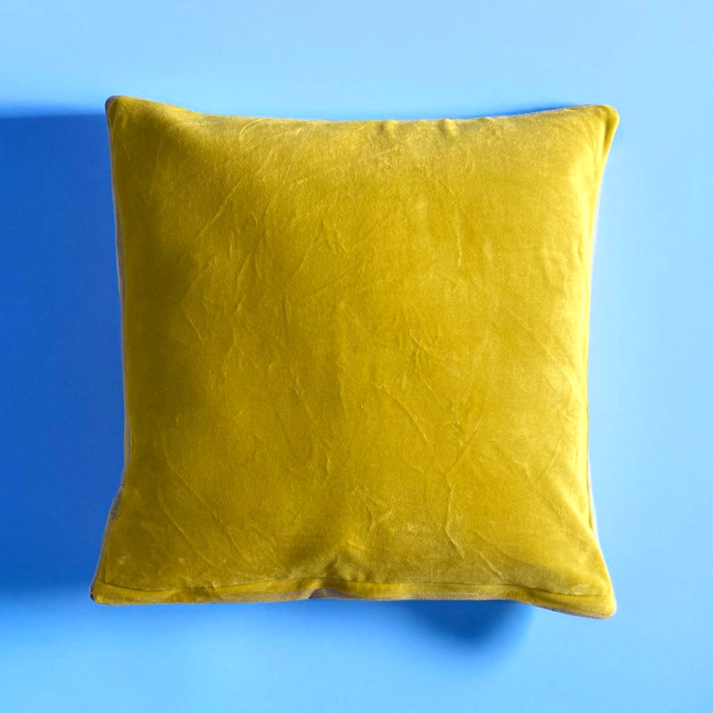 Housse de coussin velours jaune