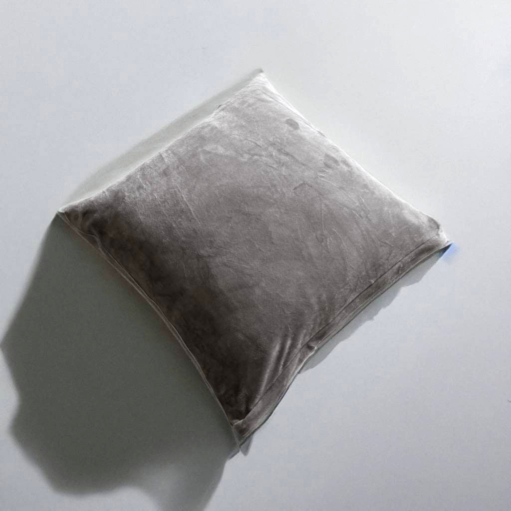 Housse de coussin velours bleu gris