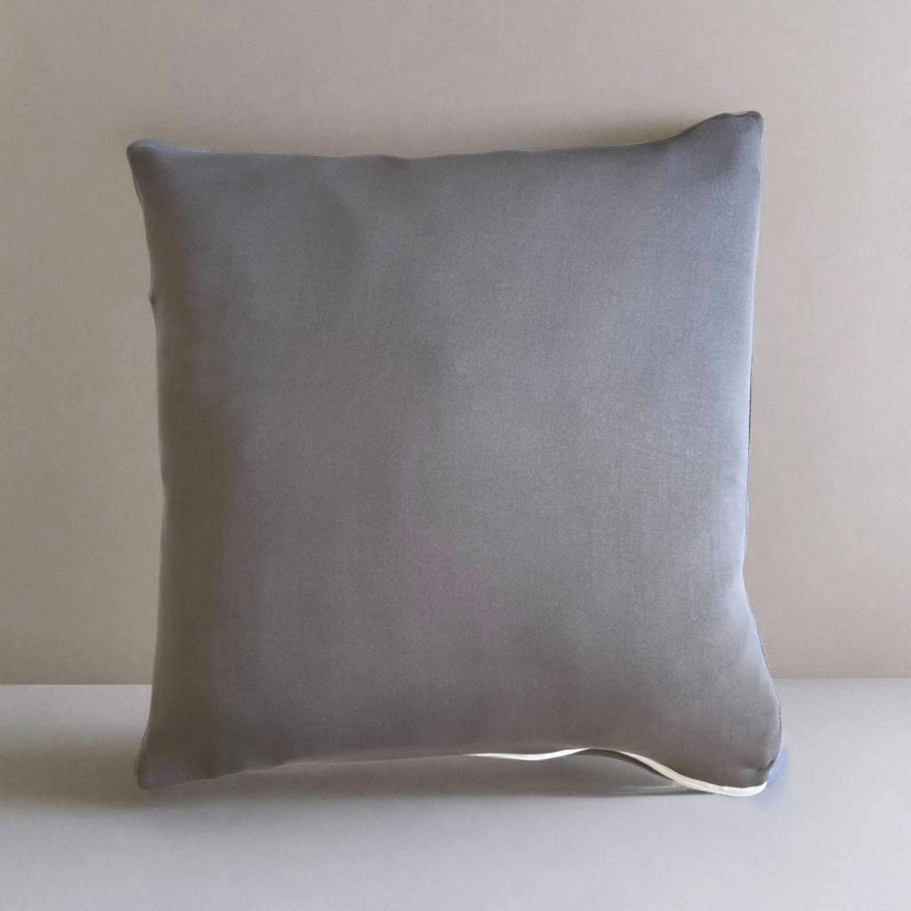 Housse de coussin gris