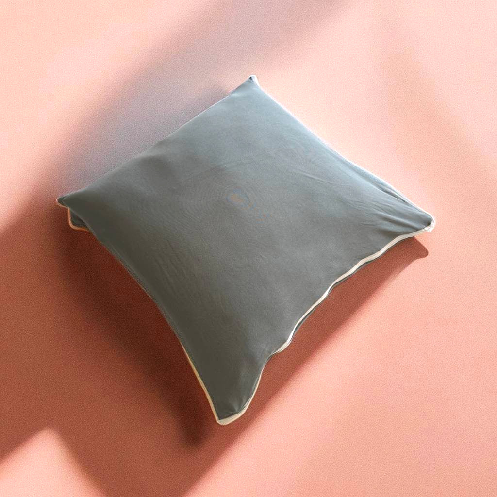 Housse de coussin gris clair