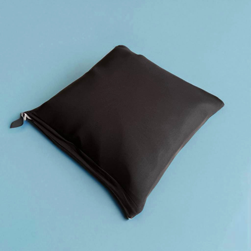 Housse de coussin noire