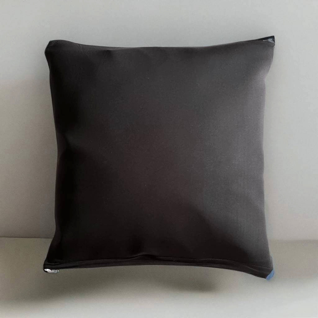 Housse de coussin noire