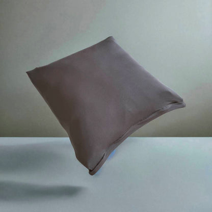Housse de coussin gris foncé